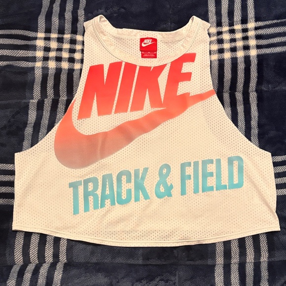 Nike Women’s White Crop Top with Red and Blue Print - Picture 1 of 3